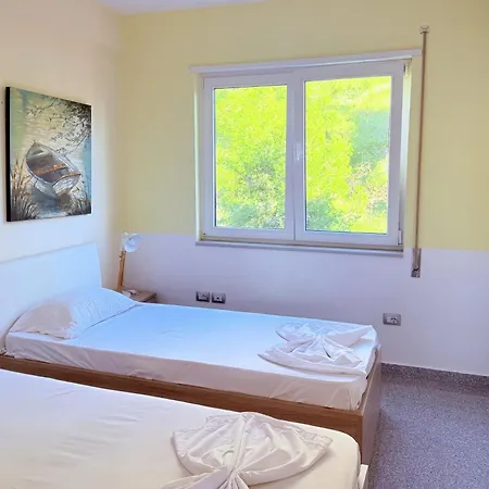 Apartment Sweet By The Sea 060 - Happy *